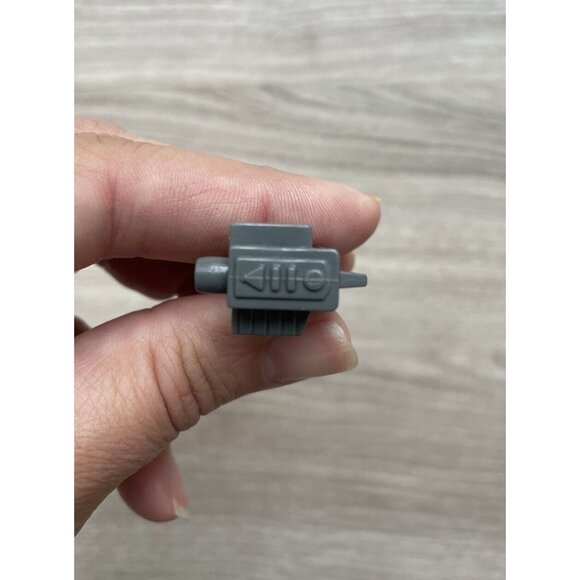 TRANSFORMERS G1 Parts Accessories - Micromasters - Skyhopper (1989) Right Gun - Picture 4 of 5